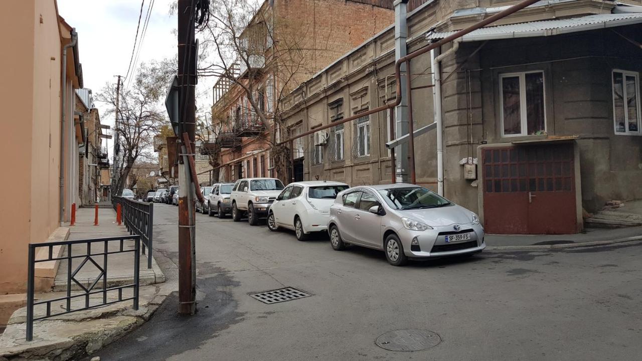 Cozy Apartment In Old Tbilisi Exterior photo